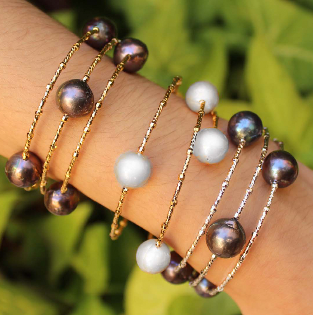Wrap Yourself in A Freshwater Pearl Memory Wire Bracelet from Hawaii! Black Pearl/Gold Wire